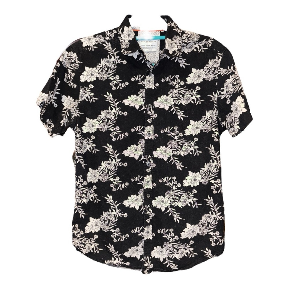 Denim & Flower Ricky Singh Hawaiian Style button up shirt slim fit. Size S AR14